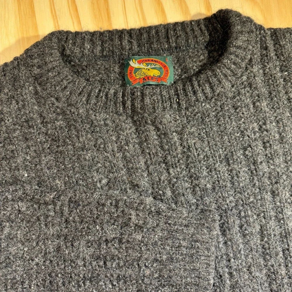 Vintage Alps Fine Apparel for Men Grey Ribbed Knit Crewneck Sweater Large